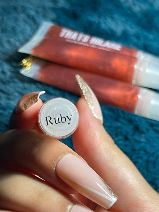 Ruby hydrating lipgloss - Thatshilare
